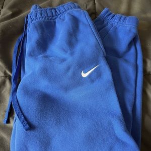 Nike Sweatpants - Small